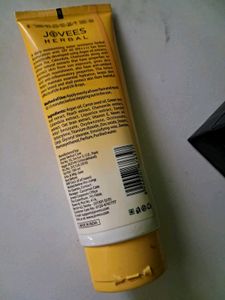 SPF 60 PA+++ Sunscreen From Jovees