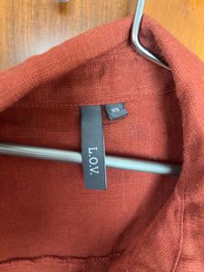 Oversized crop shirt