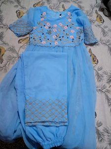 Elegant Blue Kurta Set