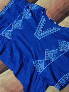 8seconds Women Blue Embroidered Casual Crop Top