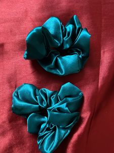 9 Scrunchies in 5 Colour Options