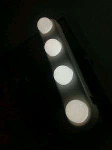 Mirror Light