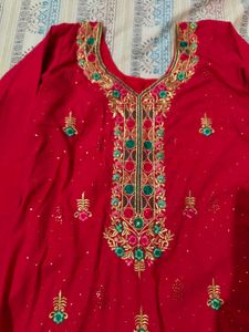 Pink &amp; Gold Embellished Dupatta