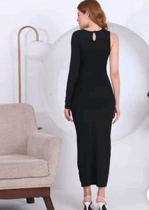 Elegant Black Maxi Dress