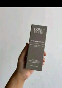 Dot &amp; Key And love earth Clay Mask