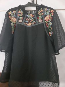 Harpa Black Top