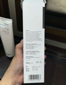 Minimalist Vitamin B5 Moisturizer