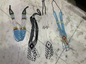 Handcrafted neckpiece