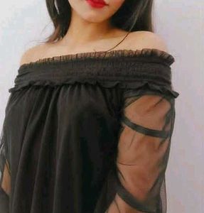 Black TOP