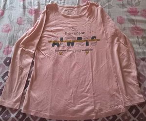🌸Cute Peach Graphic Tee💟