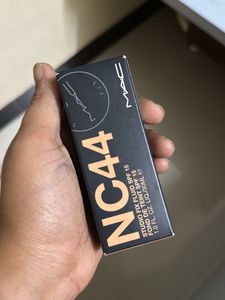 Mac Foundation NC44