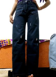 Distressed Wide Leg Jeans