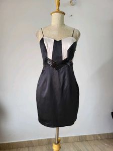 dress  Length  31 Inches
