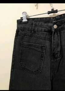 🚨SALE🚨Charcoal Denim Mom Jeans 🚨🚨