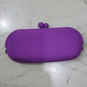 silicon spectacles case, unused, no bargaining pls