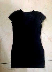 HUSHH Black Bodycoon Golden Ringed Top