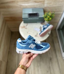 New Balance Sneaker 2002r