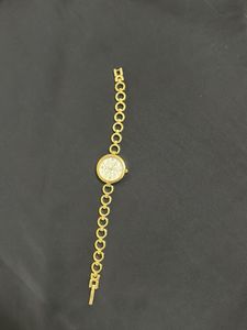 Elegant Gold Women's Watch