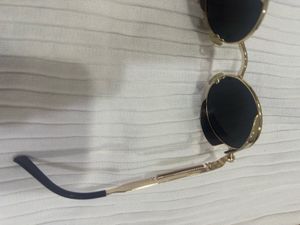 Round Sunglasses
