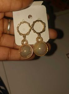 Elegant Gold Drop Earrings