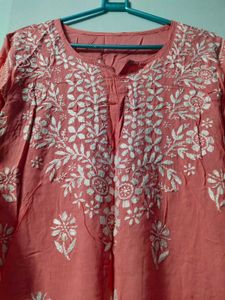 Elegant Embroidered Kurti