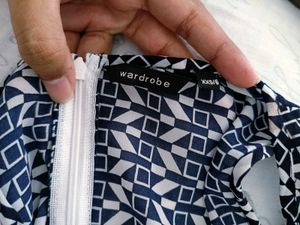 Chic Geo Print Dress