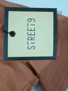 New With Tag Top