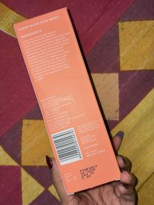 Foxtale Super Glow Face Wash