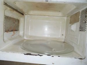 Whirlpool Microwave Oven 20 Litre Good Condition