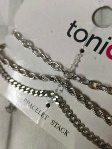 Toniq Bracelet Stack
