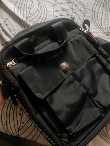 Black Crossbody Laptop Bag