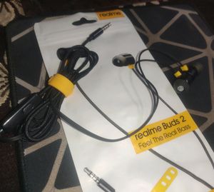3 Piece Realme Magnetic  Earphone