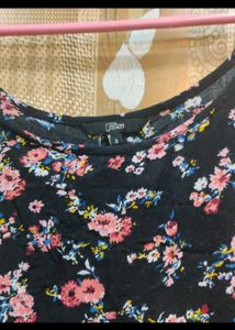 Brand New GLOBUS F21 DRESS