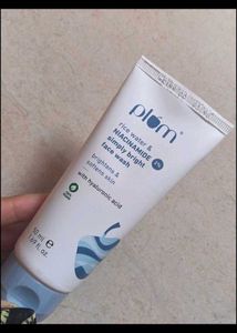 Plum Niacinamide Face Wash ♥️😍🥰
