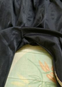 Track (Elastic Waist And Leg Rist )