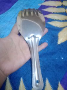 4Kitchen Utensils