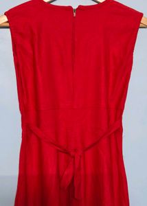 Red Sleeveless Casual Dress