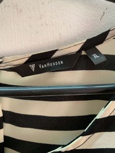 VAN HEUSAN Top