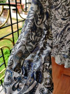 H&amp;M Printed Blouse