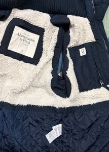Abercrombie &amp; Fitch Puffer Vest