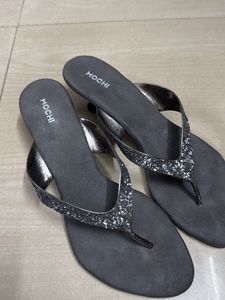 Sparkly Mochi Thong Sandals