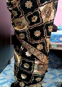 Sequin saree  Black &amp; Gold (Without Blouse)