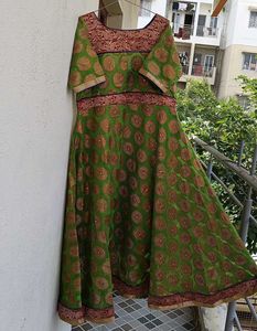 Parrot Colour Ethnic Gown