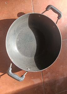 Sumeetra Non-Stick Kadhai (KD 12) hostel cooking.