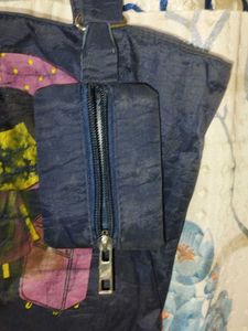 Unique Graphic Print Tote Bag