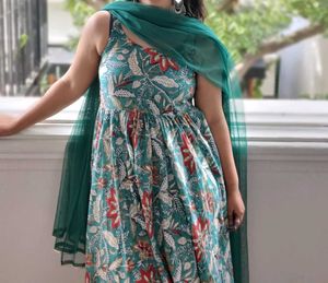 3 Pc Cotton Suit Set In Pristine Condition