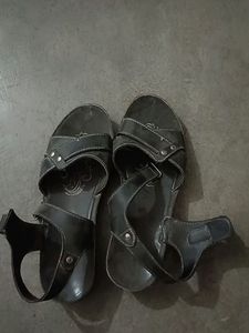 Sandal