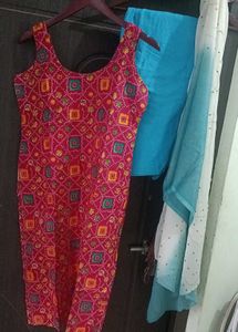 Pink Printed Kurti Set
