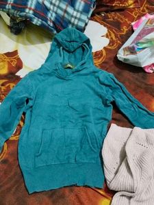 Assorted Women&#39;s Tops