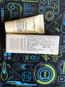 Mac Hyper Real Serumizer